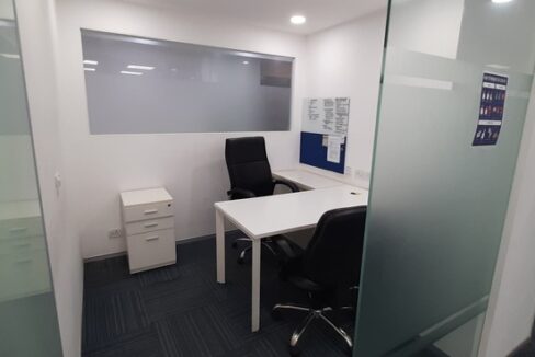 furnished office space okhla delhi (2)