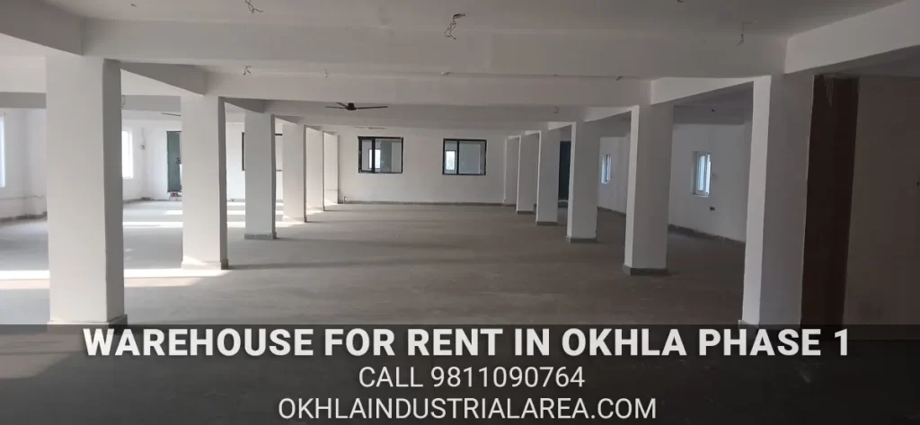 High roof clearance inside a warehouse for rent in Okhla Industrial Area Phase 1.