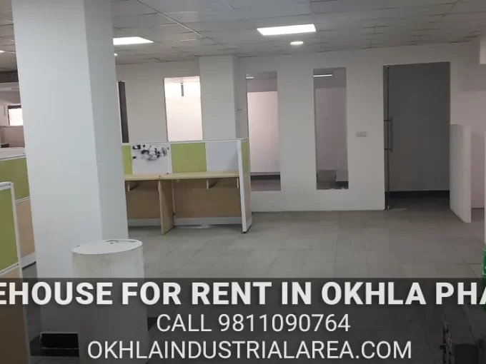 Heavy duty RCC industrial shed for rent in Okhla Phase III.