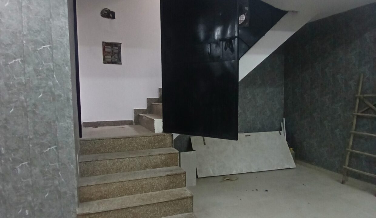 warehouse for rent in Okhla , delhi