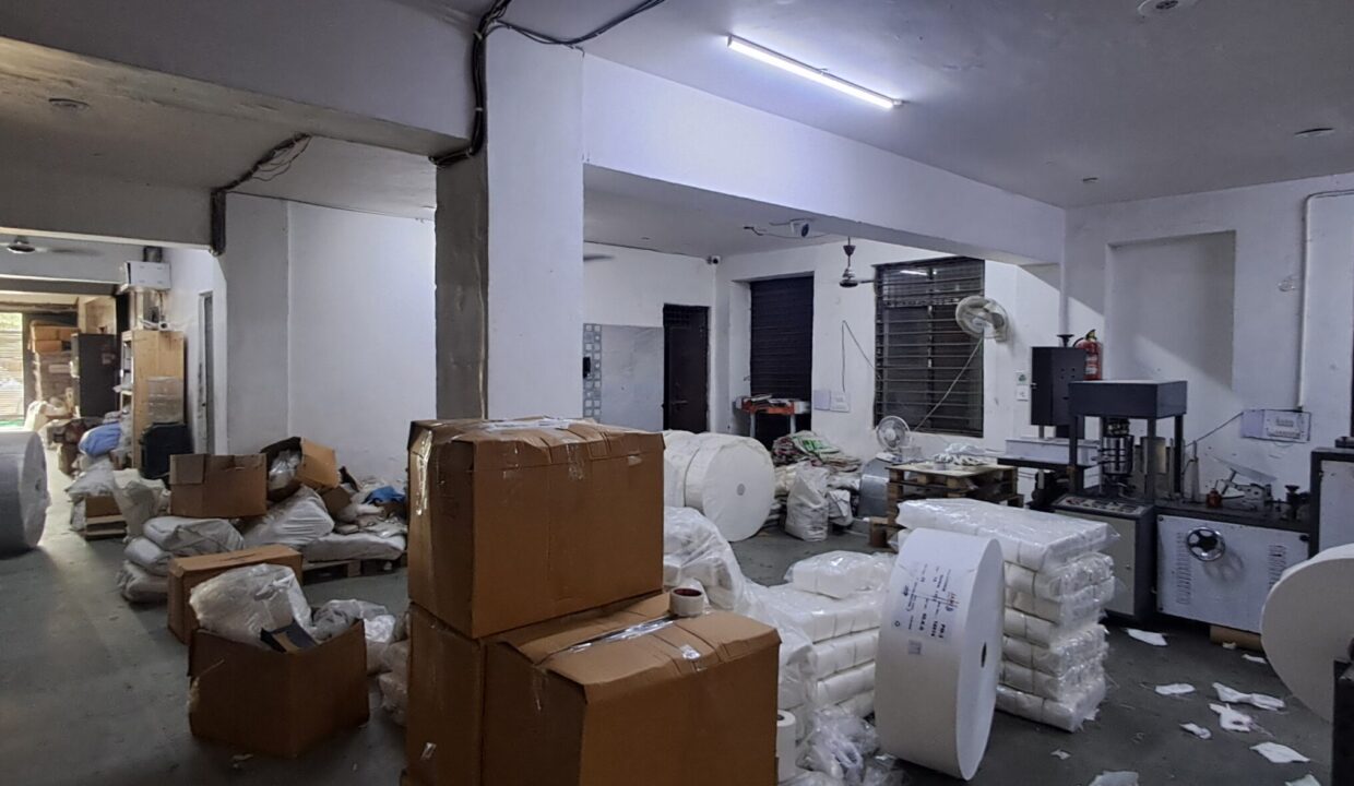 available now 5400 Sqft Warehouse for Rent in Okhla Phase 2